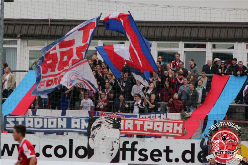 SpVgg Unterhaching vs Hallescher FC (0-4) (4)