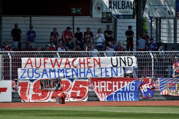 SC Fortuna Köln vs SpVgg Unterhaching (1-1) (2)