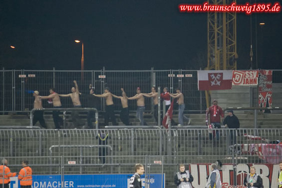 Eintracht Braunschweig vs SSV Jahn Regensburg (1-0) (2)