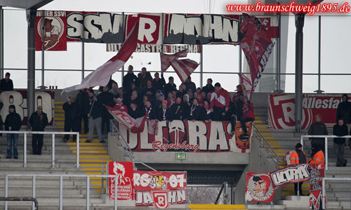Eintracht Braunschweig vs SSV Jahn Regensburg (2-0) (2)