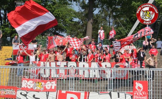 FC Rot-Weiß Erfurt vs SSV Jahn Regensburg (0-1) (5)