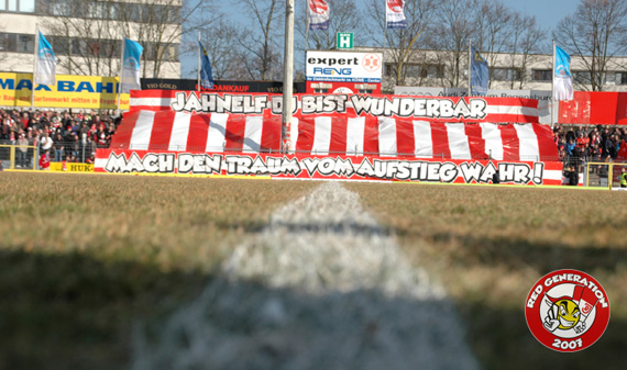 SSV Jahn Regensburg vs SV Wehen Wiesbaden (2-1) (2)