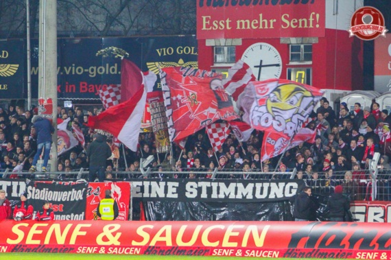 SSV Jahn Regensburg vs Dynamo Dresden (0-0) (2)