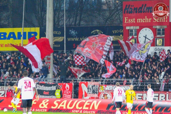SSV Jahn Regensburg vs Dynamo Dresden (0-0) (3)