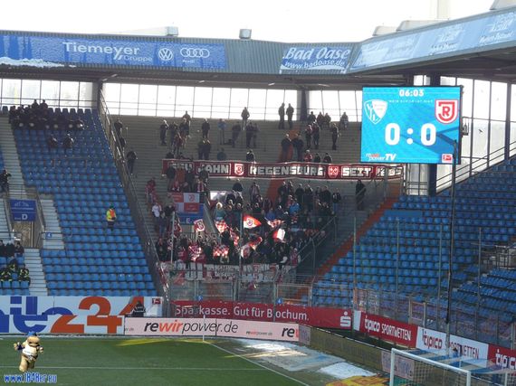 VfL Bochum vs SSV Jahn Regensburg (0-2) (3)