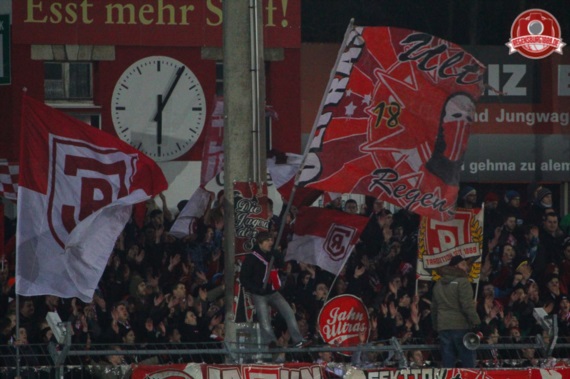 SSV Jahn Regensburg vs SV Sandhausen (1-3) (6)