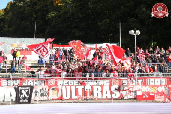 FC Erzgebirge Aue vs SSV Jahn Regensburg (3-1) (1)