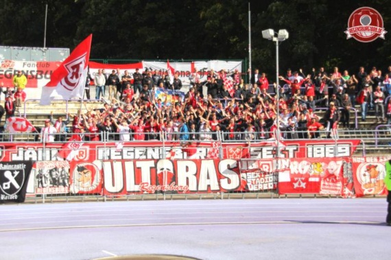 FC Erzgebirge Aue vs SSV Jahn Regensburg (3-1) (3)