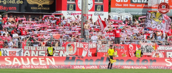 SSV Jahn Regensburg vs SpVgg Unterhaching (0-0) (12)