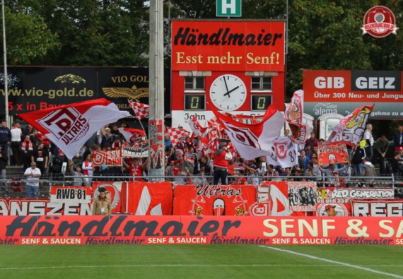 SSV Jahn Regensburg vs Hallescher FC (2-4) (1)