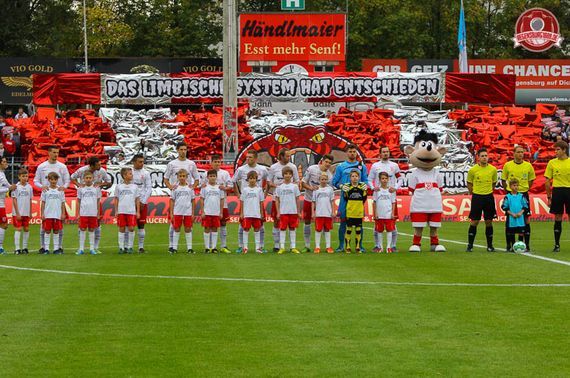 SSV Jahn Regensburg vs Wacker Burghausen (1-1) (27)