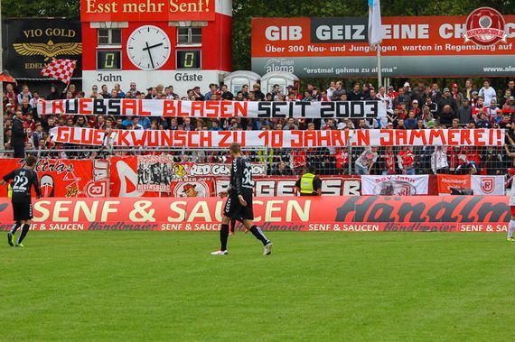 SSV Jahn Regensburg vs Wacker Burghausen (1-1) (34)