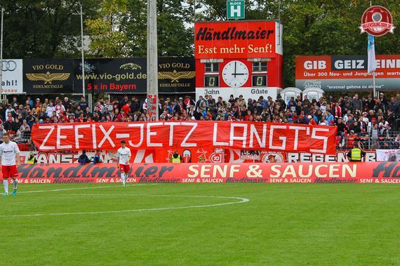 SSV Jahn Regensburg vs Wacker Burghausen (1-1) (36)