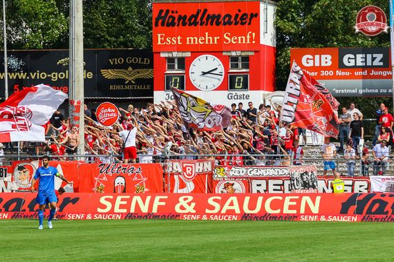 SSV Jahn Regensburg vs SV Darmstadt 98 (2-0) (2)