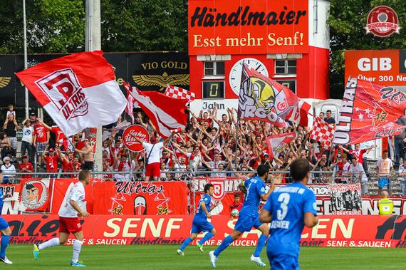 SSV Jahn Regensburg vs SV Darmstadt 98 (2-0) (3)