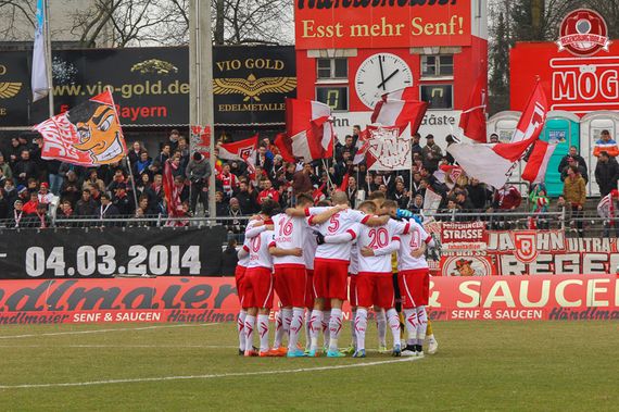 SSV Jahn Regensburg vs FC Rot-Weiß Erfurt (1-0) (4)