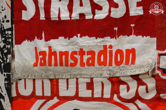 SSV Jahn Regensburg vs FC Rot-Weiß Erfurt (1-0) (12)