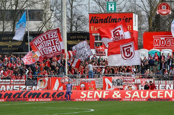 SSV Jahn Regensburg vs VfL Osnabrück (1-1) (8)