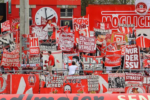 SSV Jahn Regensburg vs 1. FSV Mainz 05 II (0-0) (10)