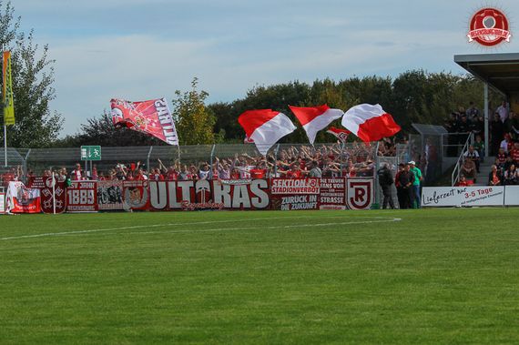 SV Schalding-Heining vs SSV Jahn Regensburg (0-0) (6)