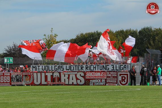 SV Schalding-Heining vs SSV Jahn Regensburg (0-0) (8)