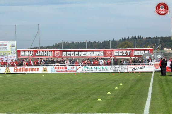 SV Schalding-Heining vs SSV Jahn Regensburg (0-0) (14)