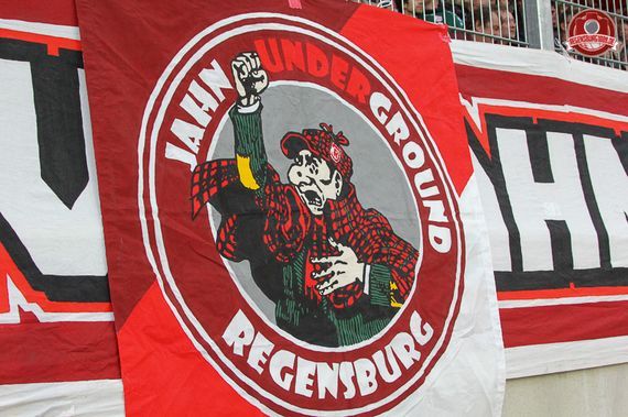 SSV Jahn Regensburg vs FC Bayern München II (1-1) (1)