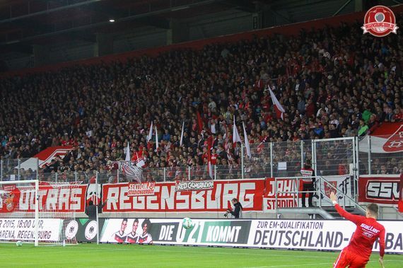 SSV Jahn Regensburg vs FC Bayern München II (1-1) (3)