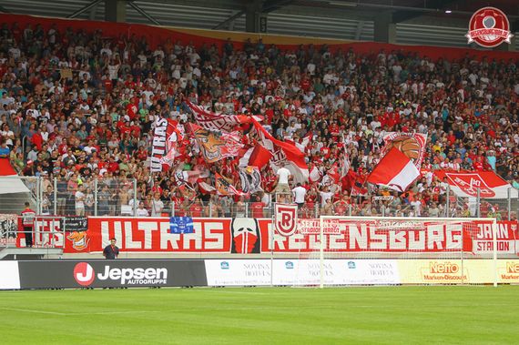 SSV Jahn Regensburg vs FC Amberg (4-3) (8)