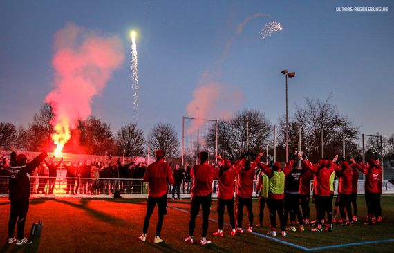FC Hansa Rostock vs SSV Jahn Regensburg (0-0) (9)