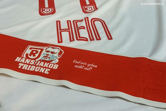 FC Hansa Rostock vs SSV Jahn Regensburg (0-0) (10)