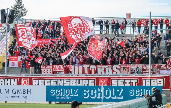 VfR Aalen vs SSV Jahn Regensburg (1-2) (7)