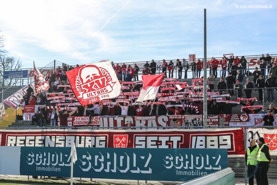 VfR Aalen vs SSV Jahn Regensburg (1-2) (13)