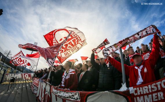 VfR Aalen vs SSV Jahn Regensburg (1-2) (15)