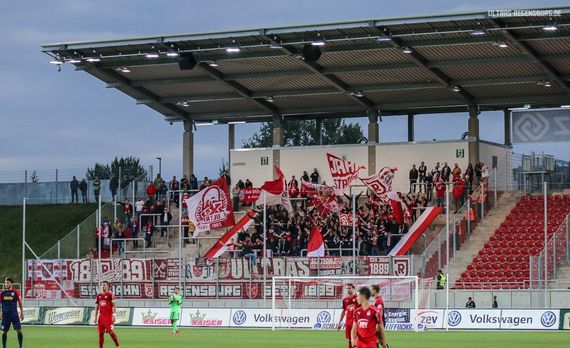 FSV Zwickau vs SSV Jahn Regensburg (4-0) (2)
