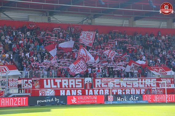 SSV Jahn Regensburg vs SC Paderborn (3-0) (1)