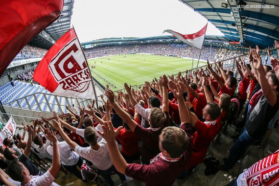 DSC Arminia Bielefeld vs SSV Jahn Regensburg (2-1) (8)