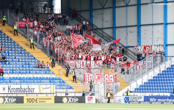 DSC Arminia Bielefeld vs SSV Jahn Regensburg (2-1) (9)