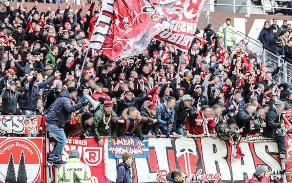 FC St. Pauli vs SSV Jahn Regensburg (2-2) (7)