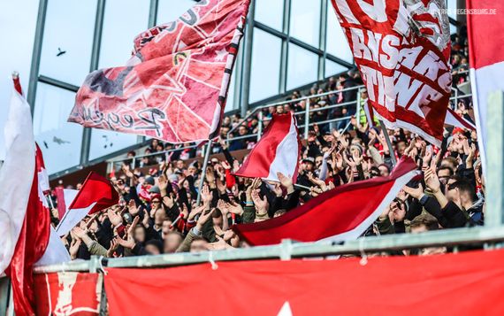 FC St. Pauli vs SSV Jahn Regensburg (2-2) (9)