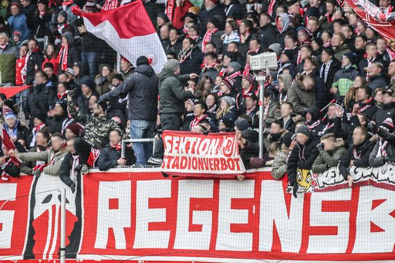 SSV Jahn Regensburg vs DSC Arminia Bielefeld (3-2) (4)