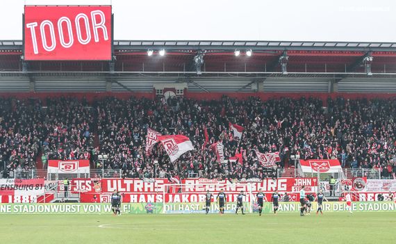 SSV Jahn Regensburg vs DSC Arminia Bielefeld (3-2) (13)