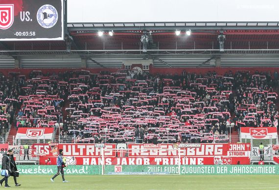 SSV Jahn Regensburg vs DSC Arminia Bielefeld (3-2) (21)
