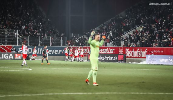 SSV Jahn Regensburg vs Fortuna Düsseldorf (4-3) (13)