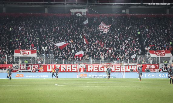 SSV Jahn Regensburg vs Fortuna Düsseldorf (4-3) (18)