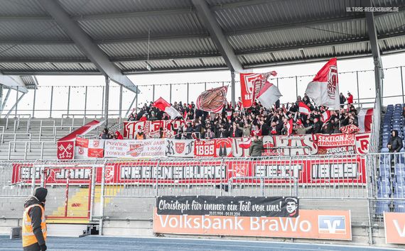 Eintracht Braunschweig vs SSV Jahn Regensburg (2-1) (11)