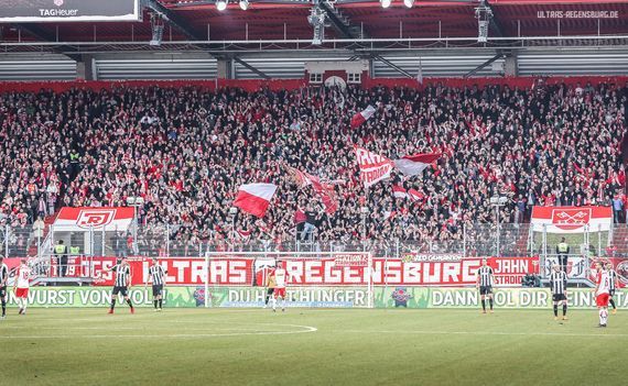 SSV Jahn Regensburg vs SV Sandhausen (2-1) (5)