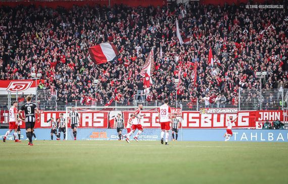 SSV Jahn Regensburg vs SV Sandhausen (2-1) (9)