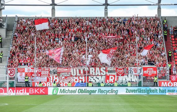 FC Ingolstadt 04 vs SSV Jahn Regensburg (2-4) (8)