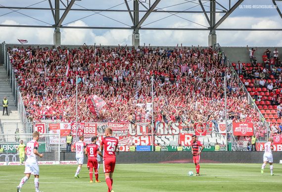 FC Ingolstadt 04 vs SSV Jahn Regensburg (2-4) (14)